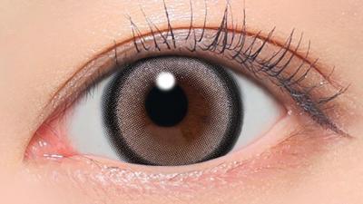 ラメベージュ 装用画像