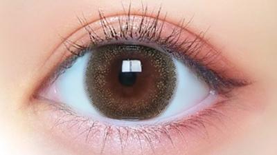 ルミナスブラウン 装用画像