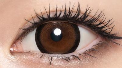 ブラックビジュー【CYL:-0.75】 装用画像