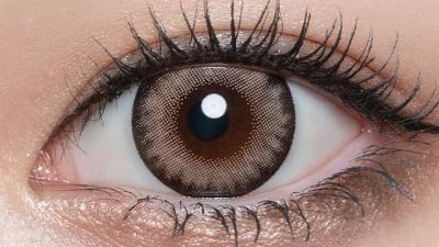 アディクトブロンド 装用画像