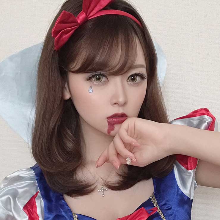 モアコンモデル りさのハロウィンコスプレ スノーホワイトの画像