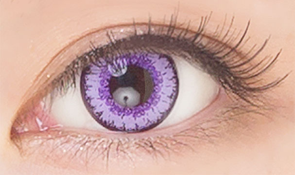 エティアクールワンデー ブルーベリーの装用画像