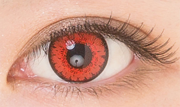 エティアクールワンデー バーミリオンの装用画像