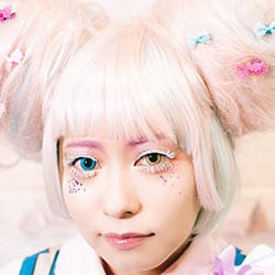 ブルーとイエローのオッドアイ|お菓子コスプレ