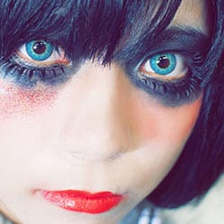 度あり・3トーンカラコンで存在感あるホラーメイクに
