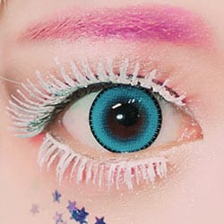 シロップのような甘い瞳を演出する|ブルーハワイ